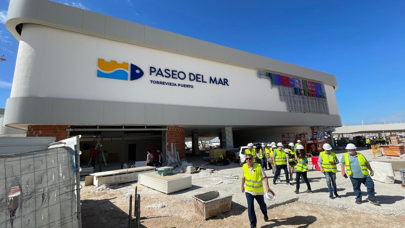 Interior or detail from Paseo del Mar